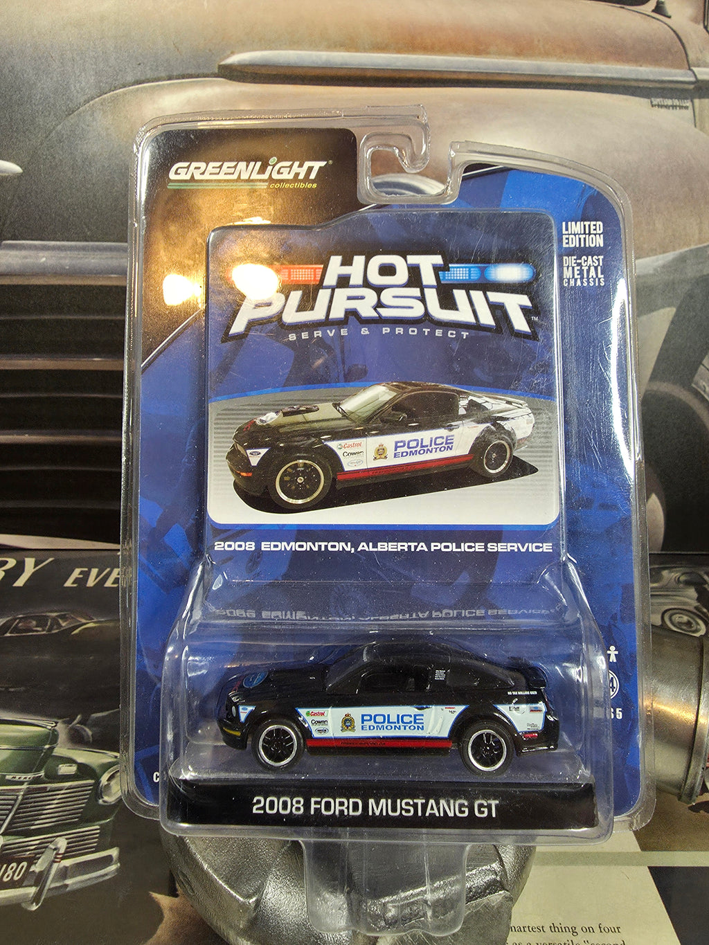 Greenlight Hot Pursuit 1:64 2008 Ford Mustang GT Police Edmonton Alberta