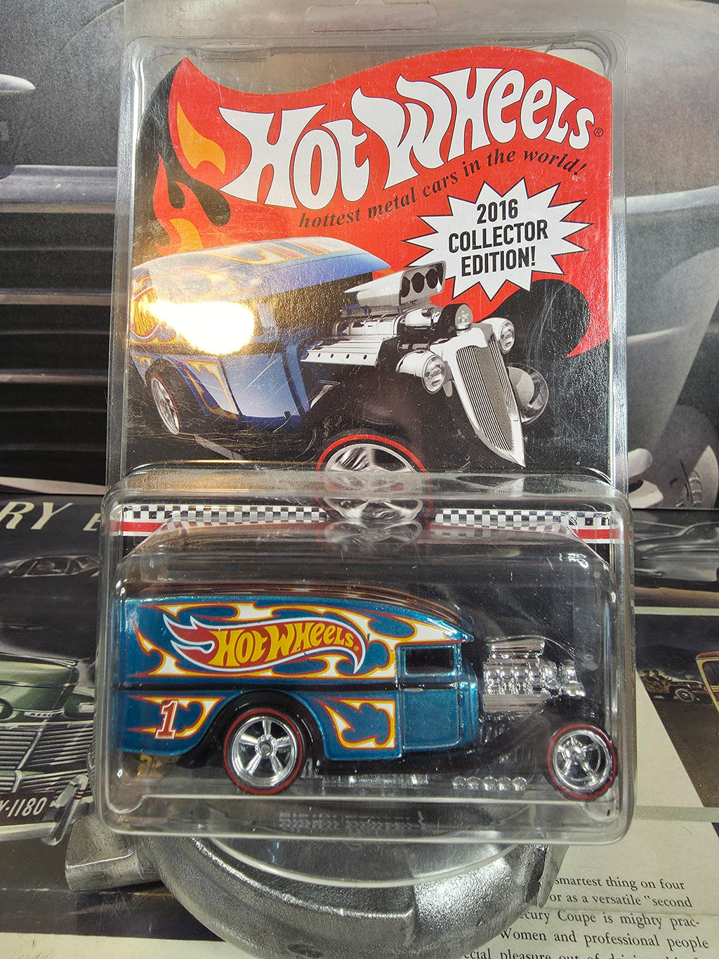 Hot Wheels RLC 2016 Collector Edition Mail-in Blown Delivery Teal Real Riders