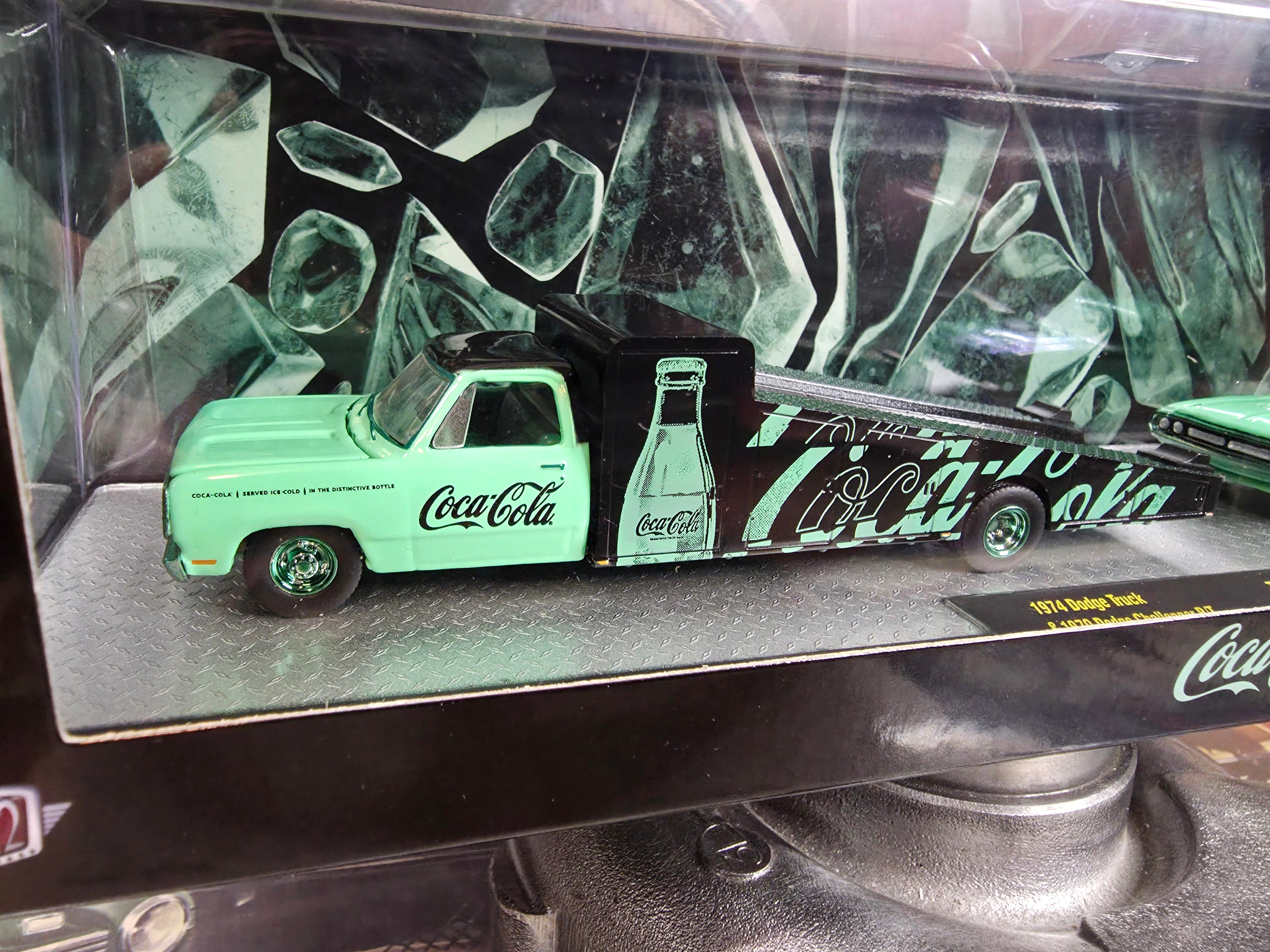 M2 Machines 1:64 Auto-Haulers Coca-Cola Release TW48 1974 Dodge Truck & 1970 Dodge Challenger R/T