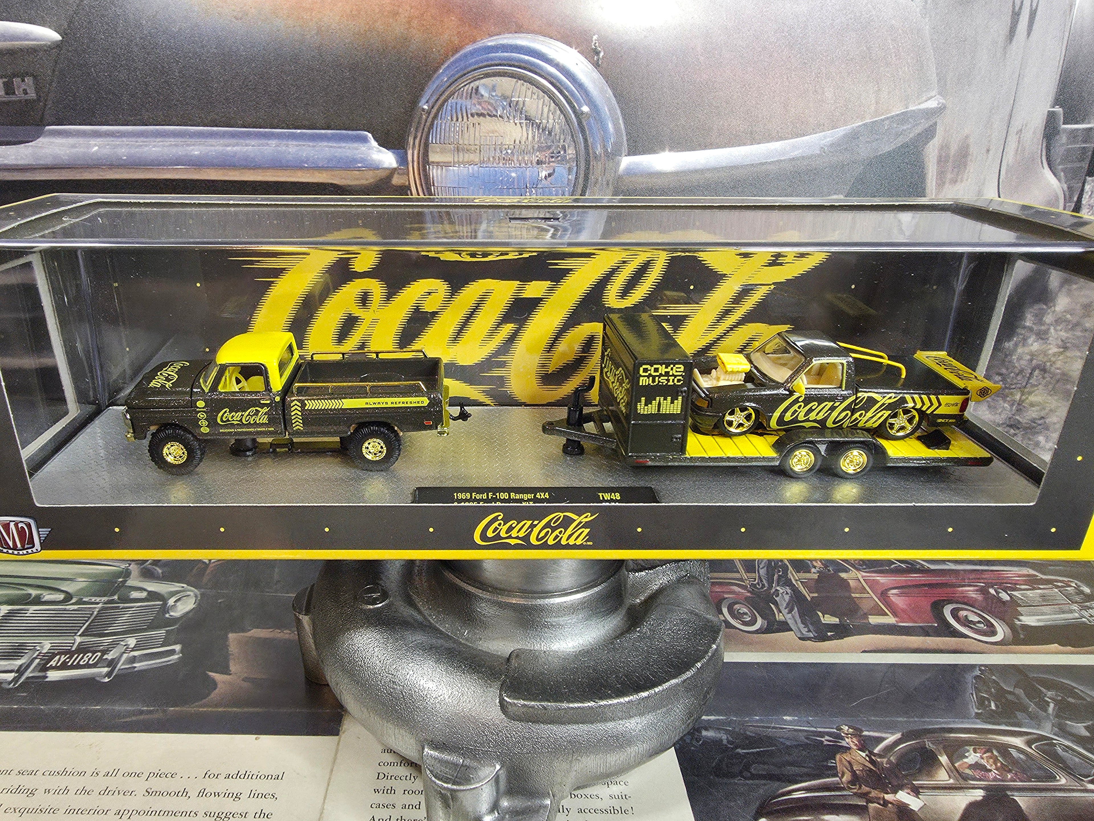 M2 Machines 1:64 Auto-Haulers 1969 Ford F-100 Ranger 4X4 & 1995 Ford Ranger XLT CHASE
