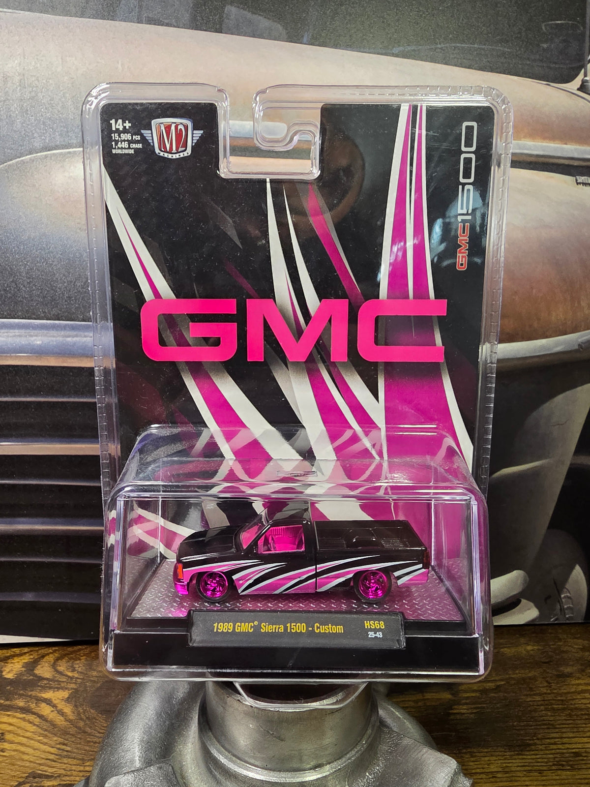 M2 Machines 1:64 1989 GMC Sierra 1500 Black & Purple Model 31500-HS68 CHASE