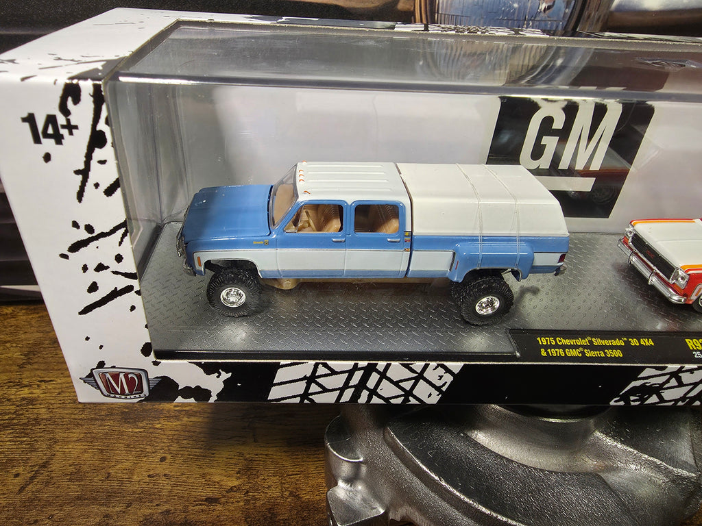 M2 Machines 1975 Chevrolet Silverado 30 4X4 & 1976 GMC Sierra 3500 R92
